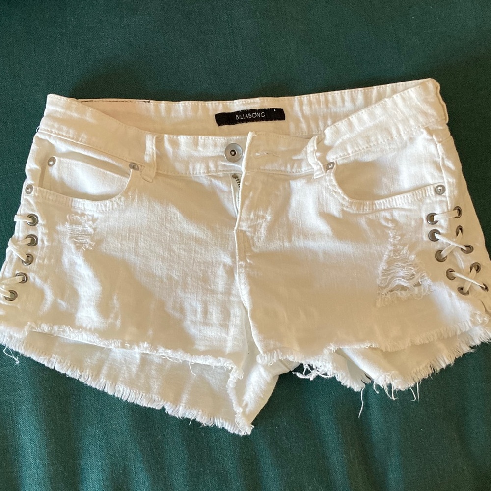Billabong White button up front side Laces cutoffs Jean Shorts
